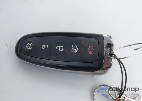 2013 Ford Focus Titanium from USA, damaged, VIN 1FADP3J23DL334239